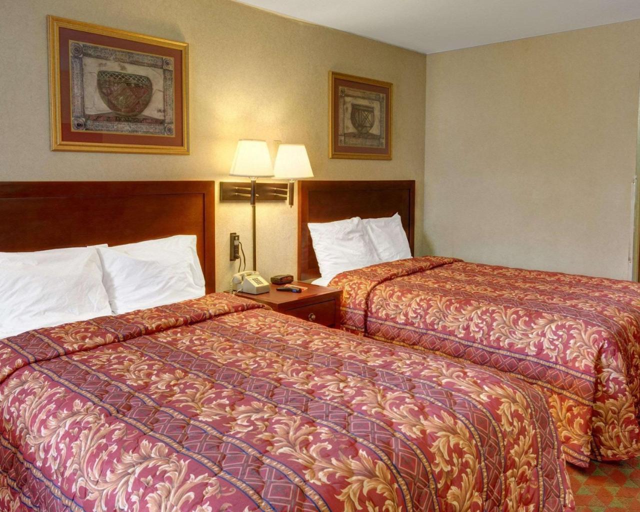 Red Carpet Inn By University Of Maryland 大学公园市 外观 照片